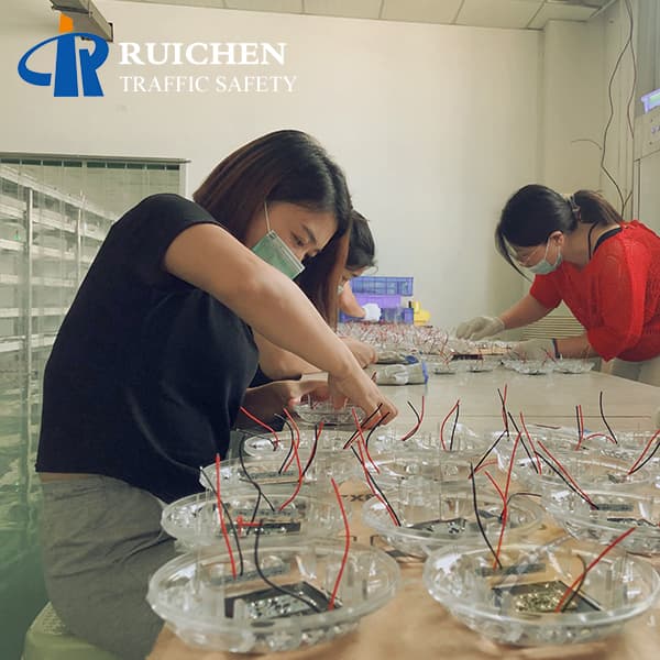 <h3>White Round Solar Powered Road Stud In Malaysia- RUICHEN </h3>
